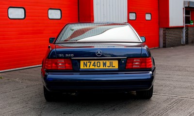 Lot 108 - 1996 Mercedes-Benz SL320
