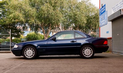 Lot 108 - 1996 Mercedes-Benz SL320