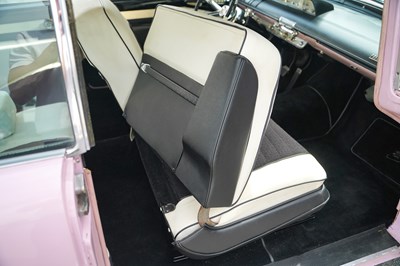 Lot 284 - 1956 Lincoln Premiere