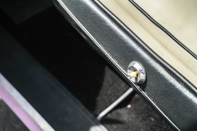 Lot 284 - 1956 Lincoln Premiere