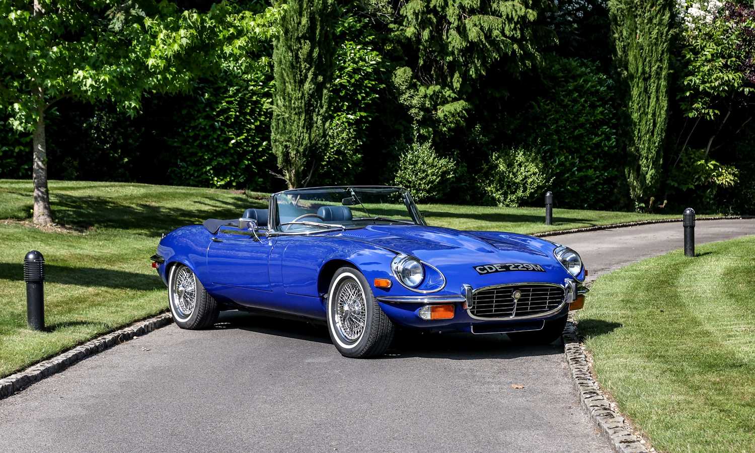 Lot 182 - 1974 Jaguar E-Type Series III Roadster