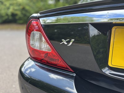 Lot 2009 Jaguar XJ 3.0 V6 Final Edition