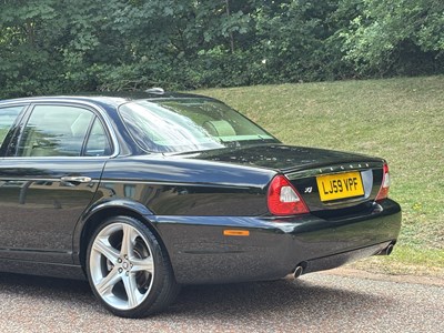 Lot 2009 Jaguar XJ 3.0 V6 Final Edition