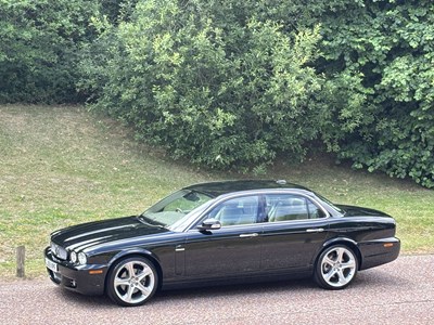 Lot 2009 Jaguar XJ 3.0 V6 Final Edition