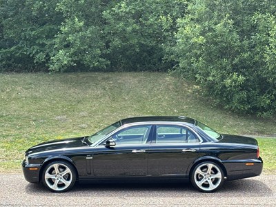 Lot 2009 Jaguar XJ 3.0 V6 Final Edition