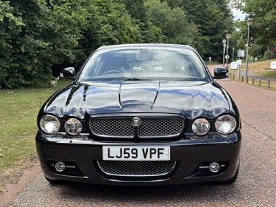 Lot 2009 Jaguar XJ 3.0 V6 Final Edition