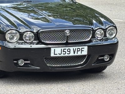 Lot 2009 Jaguar XJ 3.0 V6 Final Edition