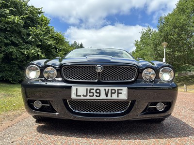 Lot 2009 Jaguar XJ 3.0 V6 Final Edition