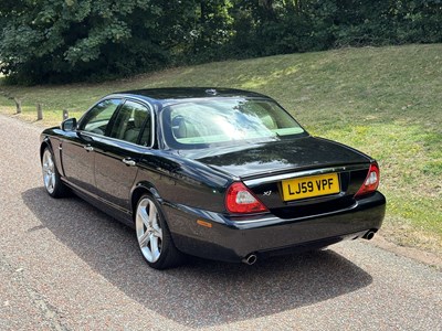 Lot 2009 Jaguar XJ 3.0 V6 Final Edition