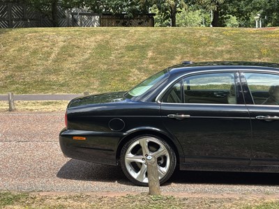 Lot 2009 Jaguar XJ 3.0 V6 Final Edition