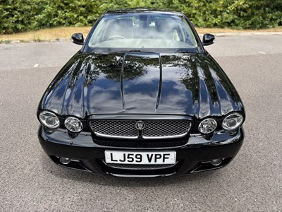 Lot 2009 Jaguar XJ 3.0 V6 Final Edition