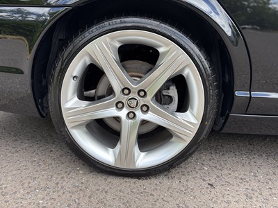 Lot 2009 Jaguar XJ 3.0 V6 Final Edition