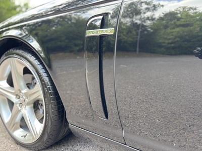 Lot 2009 Jaguar XJ 3.0 V6 Final Edition