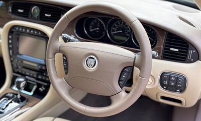 Lot 2009 Jaguar XJ 3.0 V6 Final Edition