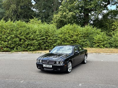 Lot 2009 Jaguar XJ 3.0 V6 Final Edition