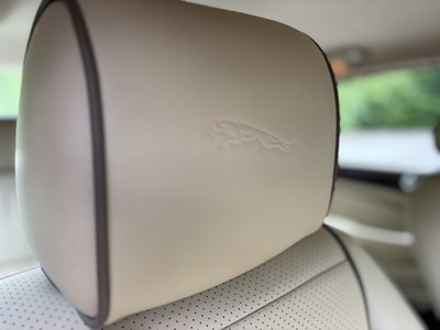 Lot 2009 Jaguar XJ 3.0 V6 Final Edition