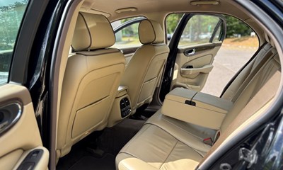 Lot 2009 Jaguar XJ 3.0 V6 Final Edition