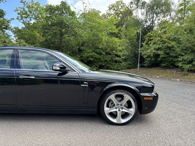 Lot 2009 Jaguar XJ 3.0 V6 Final Edition