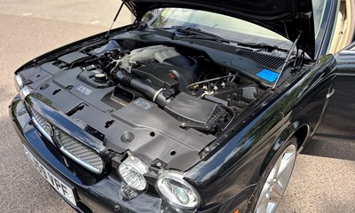 Lot 2009 Jaguar XJ 3.0 V6 Final Edition
