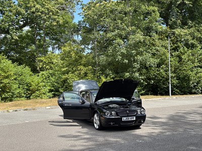 Lot 2009 Jaguar XJ 3.0 V6 Final Edition