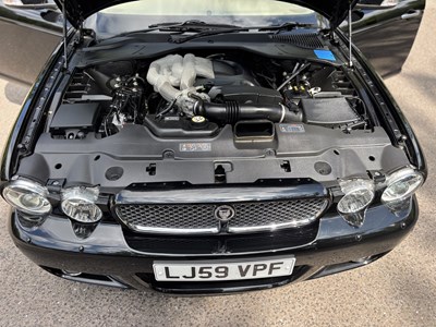 Lot 2009 Jaguar XJ 3.0 V6 Final Edition