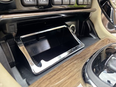 Lot 2009 Jaguar XJ 3.0 V6 Final Edition