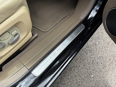 Lot 2009 Jaguar XJ 3.0 V6 Final Edition