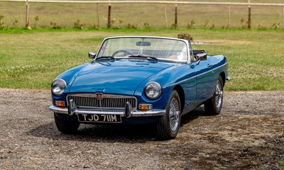 Lot 126 - 1973 MGB Roadster