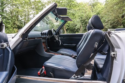 Lot 178 - 1989 Mercedes-Benz 300 SL