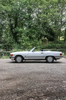 Lot 178 - 1989 Mercedes-Benz 300 SL