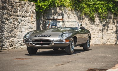 Lot 204 - 1963 Jaguar E-Type Series I Roadster (3.8 litre)