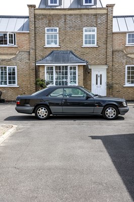 Lot 135 - 1995 Mercedes-Benz E320 Coupé