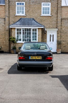 Lot 135 - 1995 Mercedes-Benz E320 Coupé