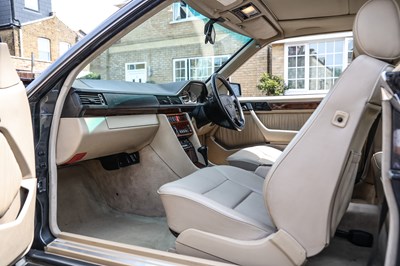 Lot 135 - 1995 Mercedes-Benz E320 Coupé