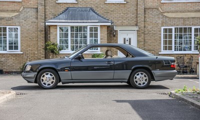 Lot 135 - 1995 Mercedes-Benz E320 Coupé