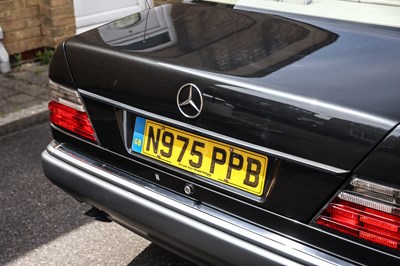 Lot 135 - 1995 Mercedes-Benz E320 Coupé