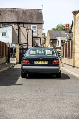 Lot 135 - 1995 Mercedes-Benz E320 Coupé