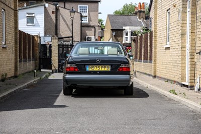 Lot 135 - 1995 Mercedes-Benz E320 Coupé