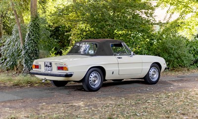 Lot 264 - 1980 Alfa Romeo Spider 2000