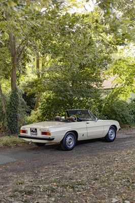 Lot 264 - 1980 Alfa Romeo Spider 2000