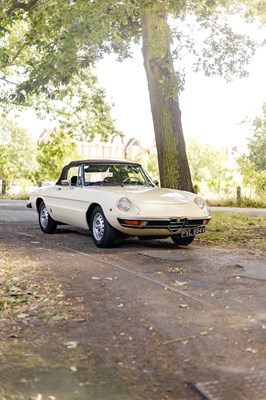 Lot 264 - 1980 Alfa Romeo Spider 2000