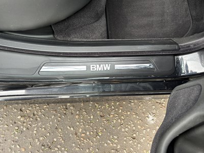 Lot 2001 BMW 735i