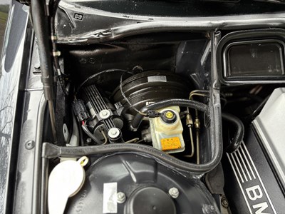 Lot 2001 BMW 735i