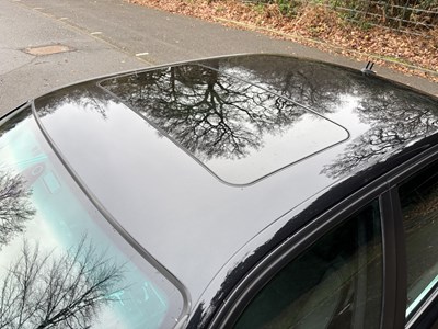 Lot 2001 BMW 735i