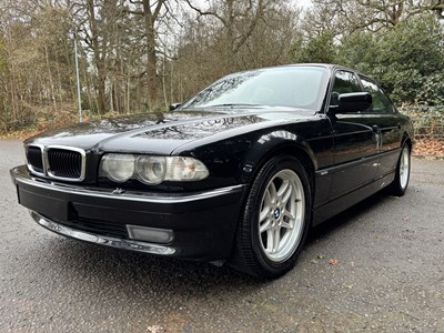 Lot 2001 BMW 735i