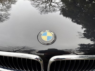 Lot 2001 BMW 735i