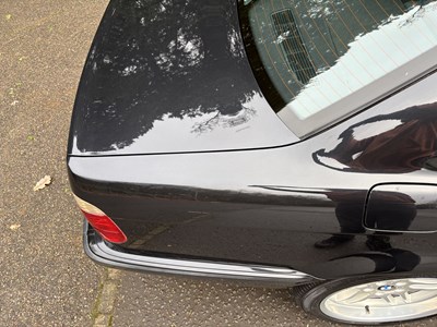 Lot 2001 BMW 735i