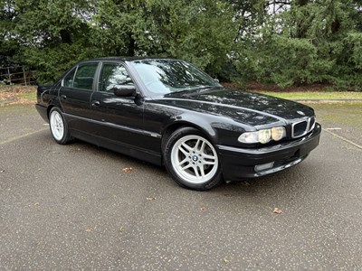 Lot 2001 BMW 735i