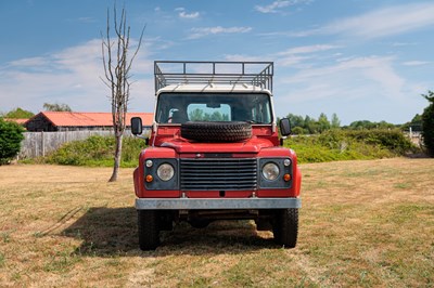 Lot 1983 Land Rover 110 County