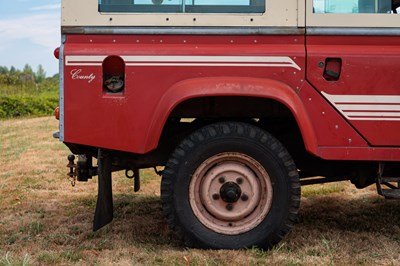 Lot 1983 Land Rover 110 County